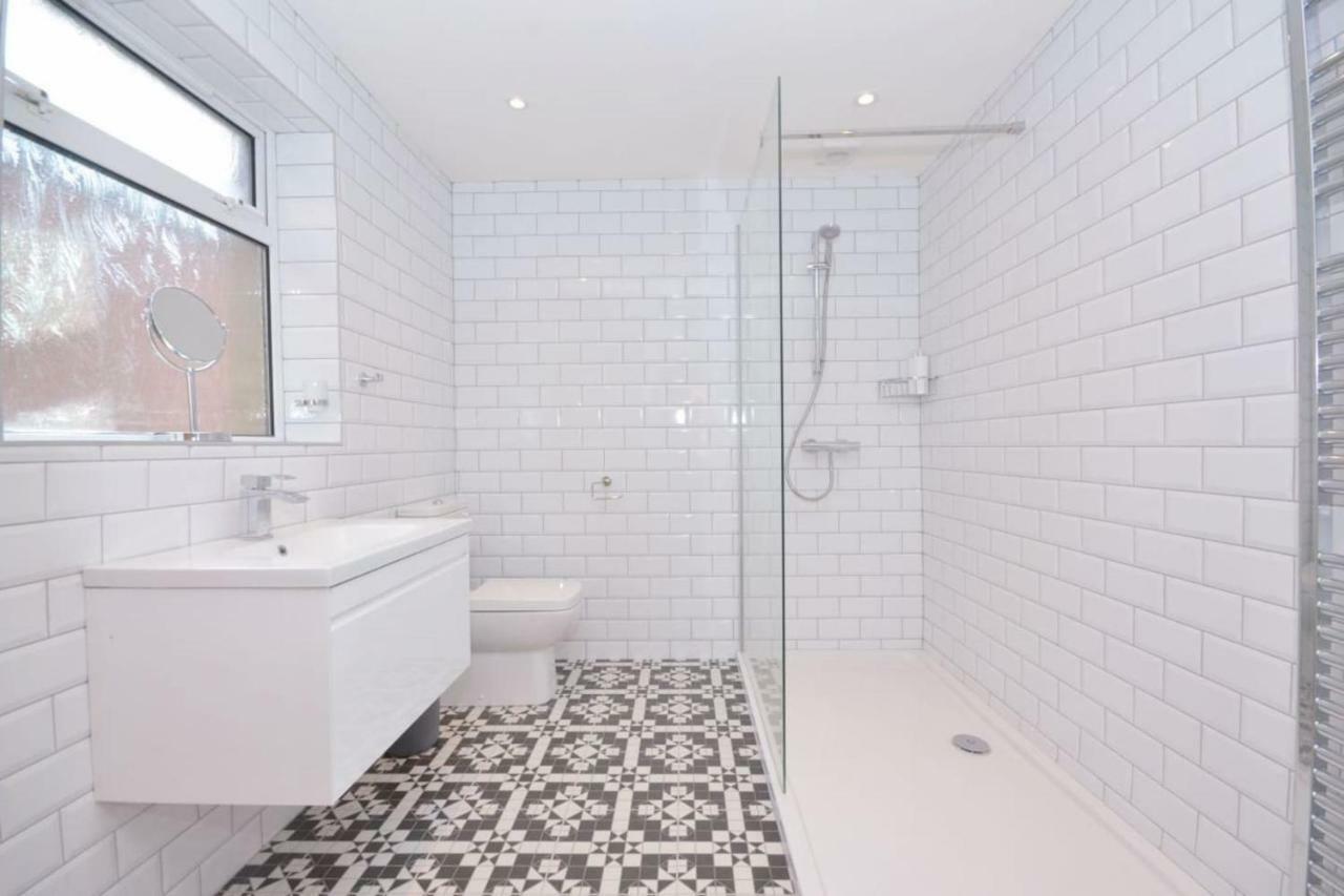 Queens Quarter Townhouse 1 Belfast Bagian luar foto